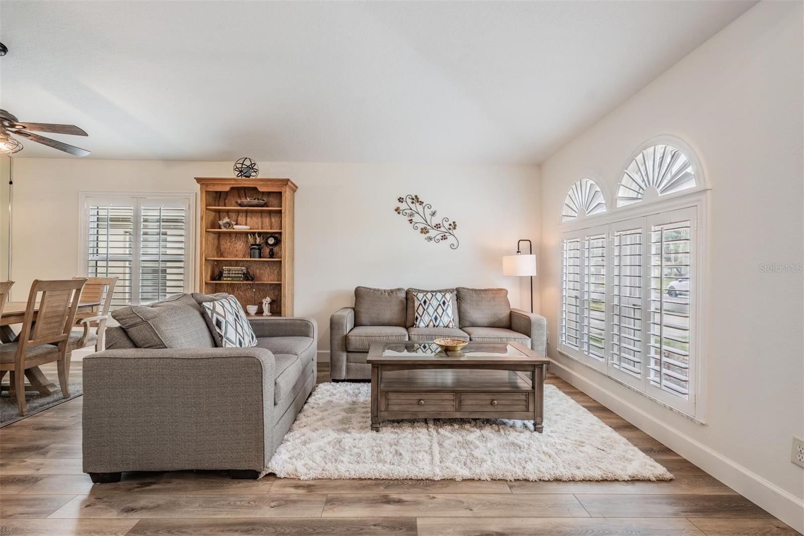 Image 13 of 55 For 1043 Dustan Place