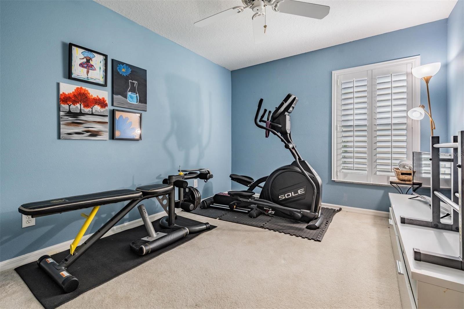 Image 22 of 55 For 1043 Dustan Place