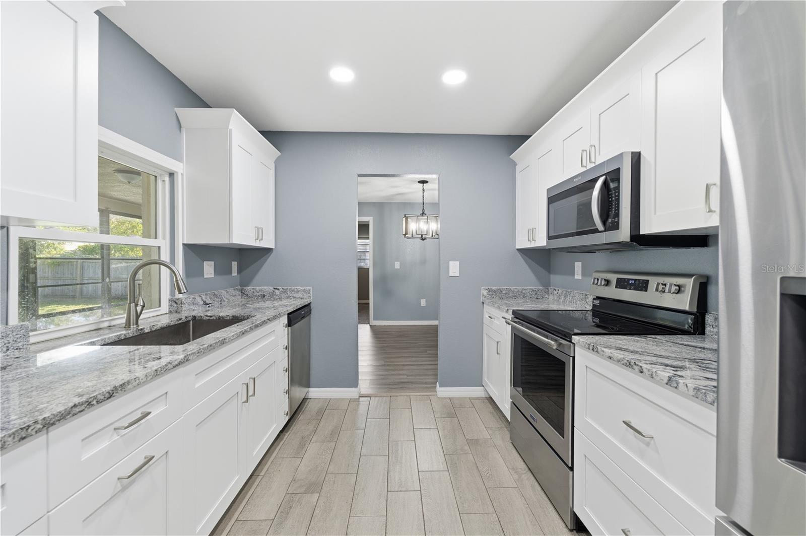 Image 17 of 41 For 8403 Elgrove Street