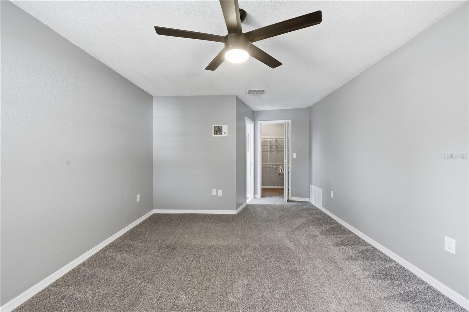 Image 20 of 41 For 8403 Elgrove Street