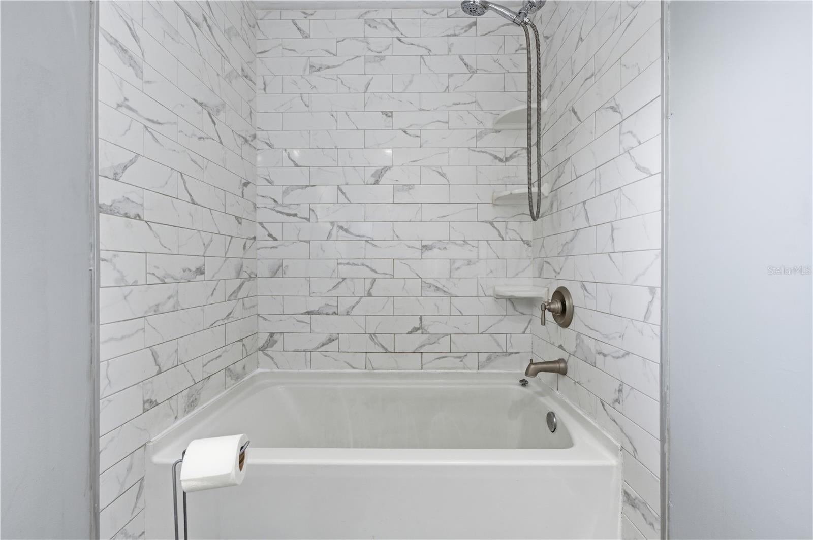 Image 22 of 41 For 8403 Elgrove Street