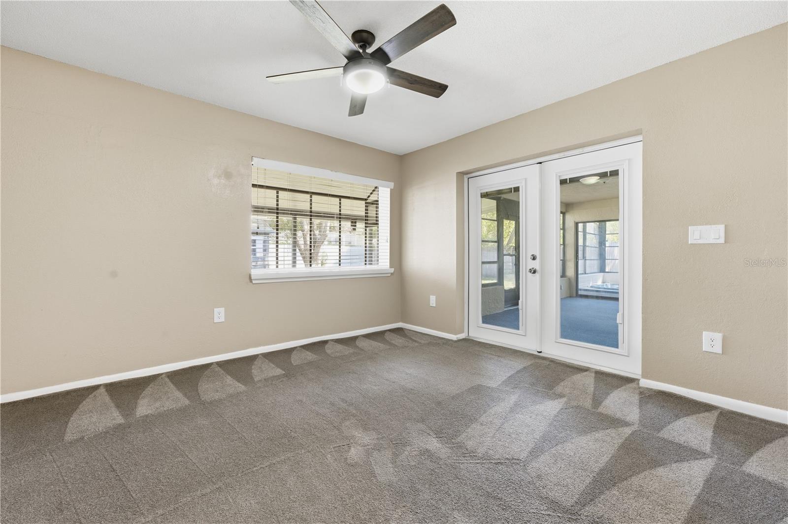 Image 26 of 41 For 8403 Elgrove Street