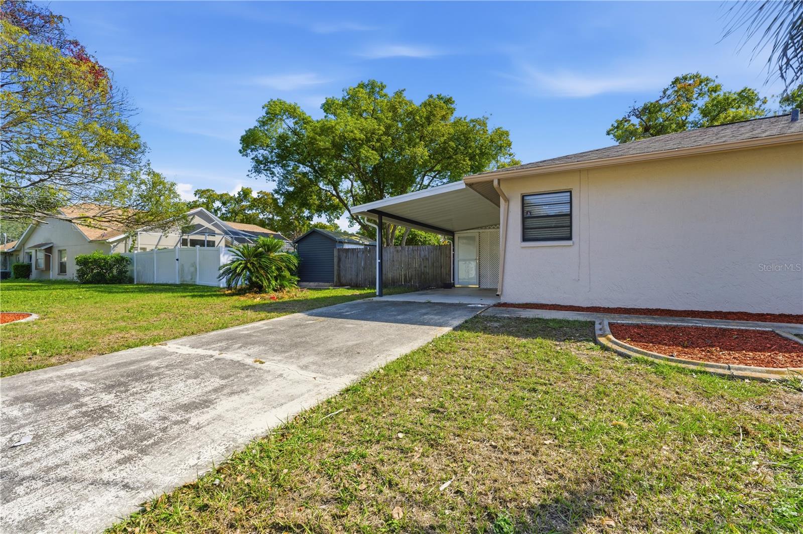 Image 3 of 41 For 8403 Elgrove Street