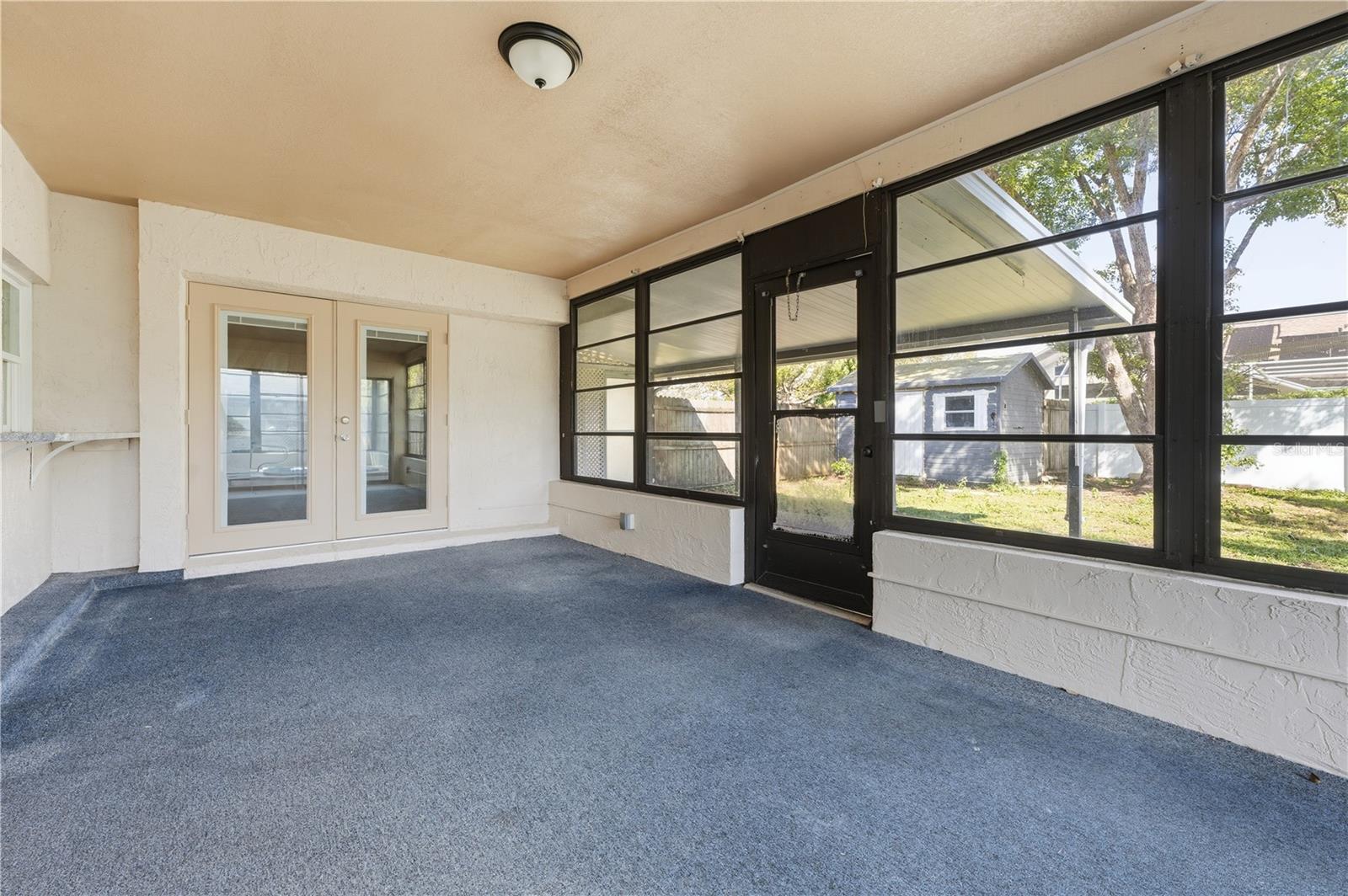 Image 33 of 41 For 8403 Elgrove Street