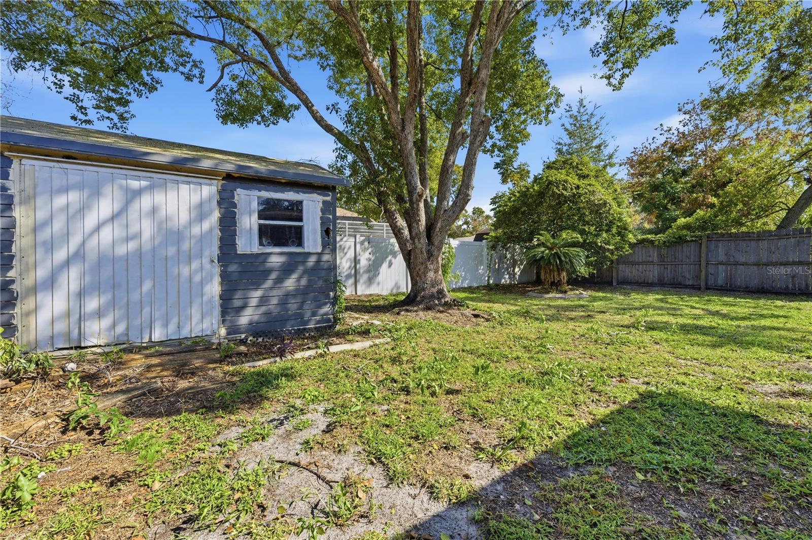 Image 34 of 41 For 8403 Elgrove Street