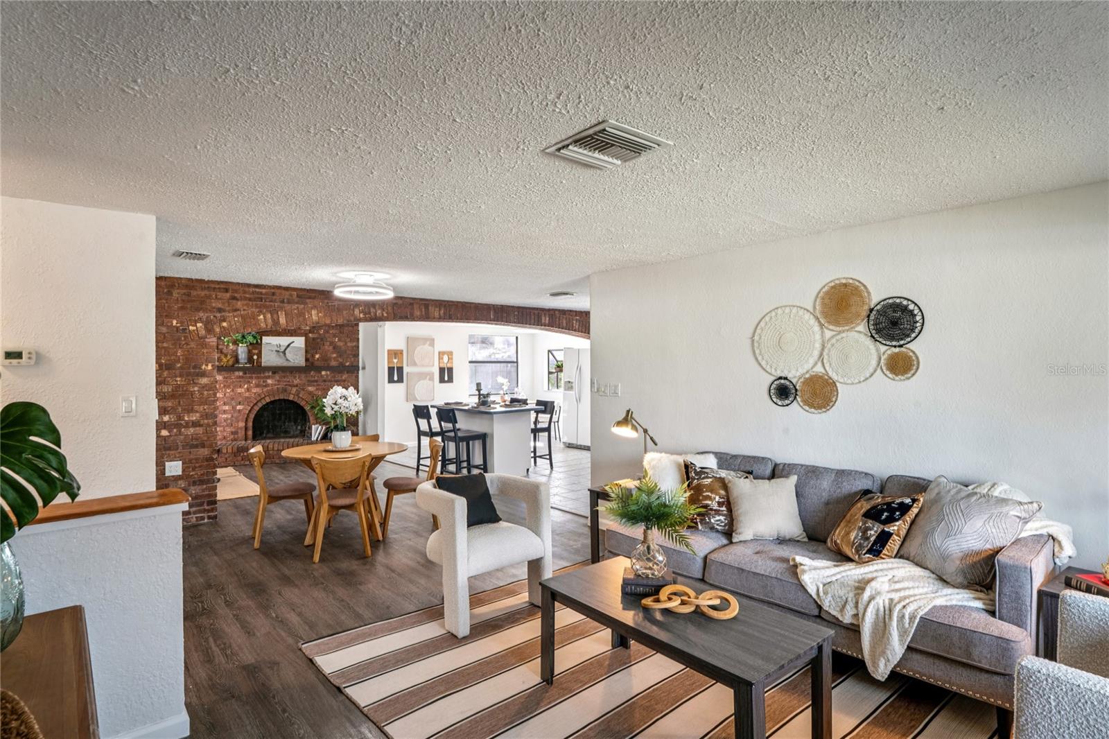 Image 14 of 55 For 7014 Brentwood Drive