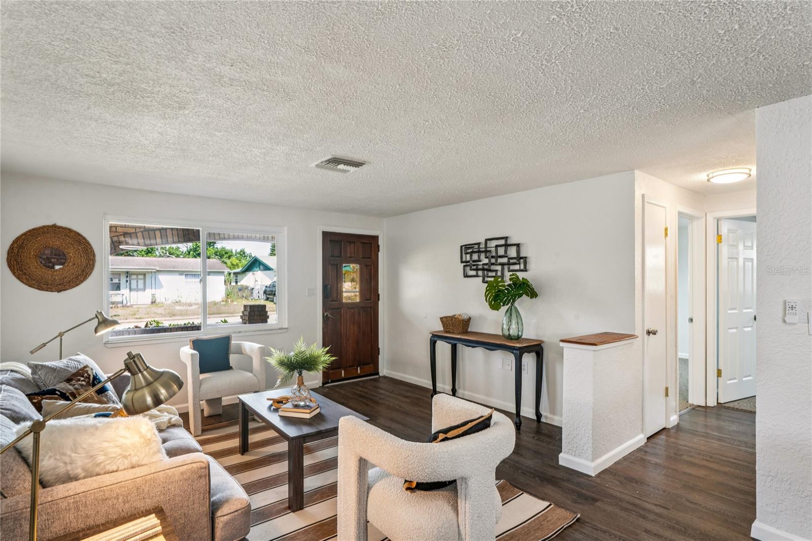 Image 16 of 55 For 7014 Brentwood Drive