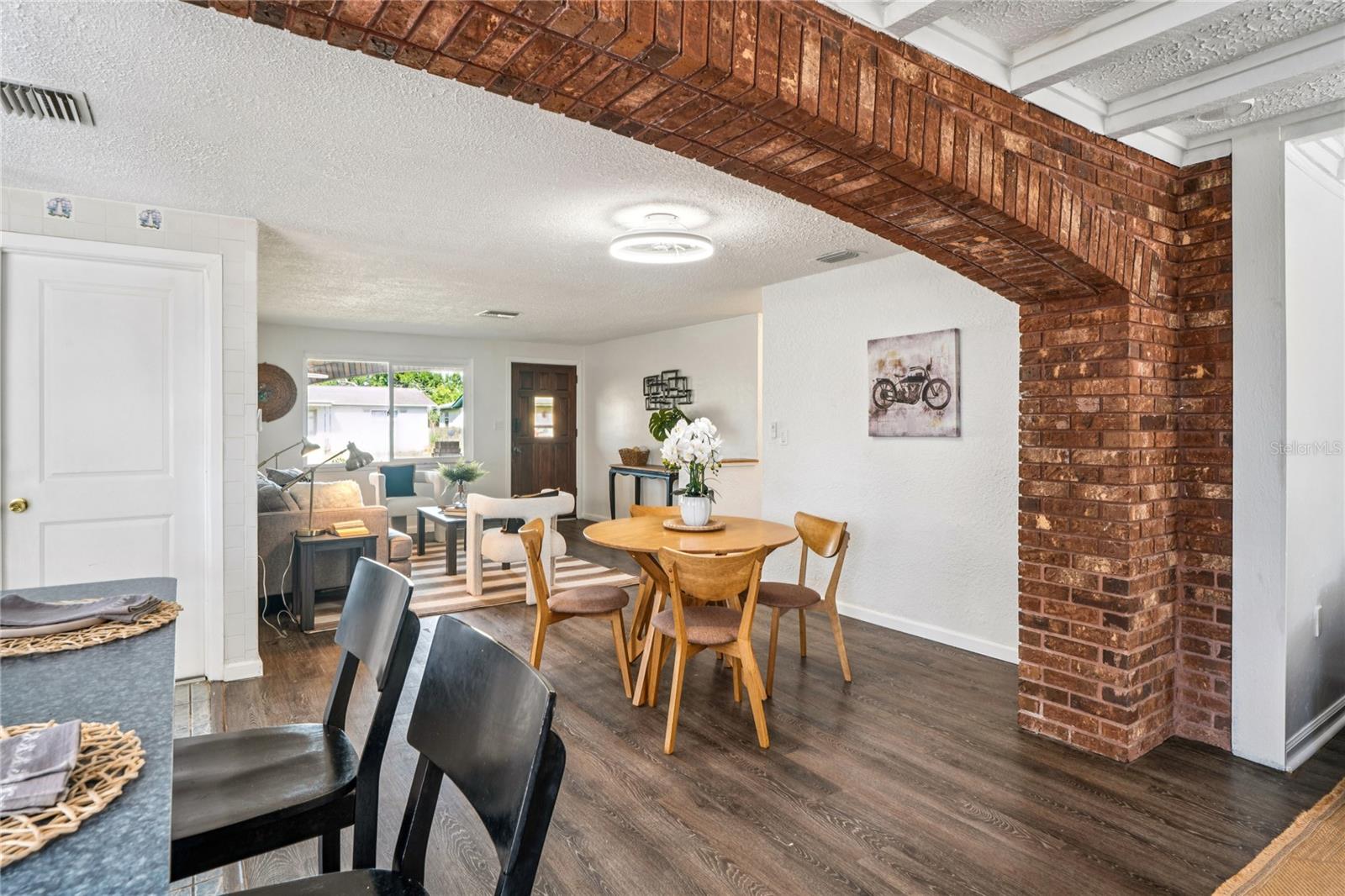 Image 22 of 55 For 7014 Brentwood Drive