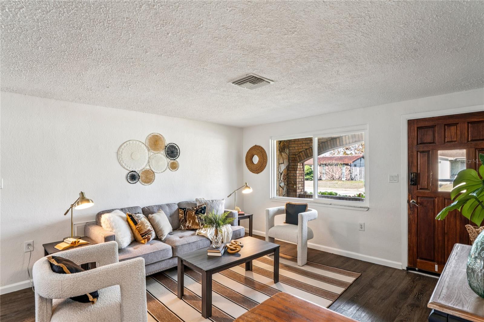 Image 7 of 55 For 7014 Brentwood Drive