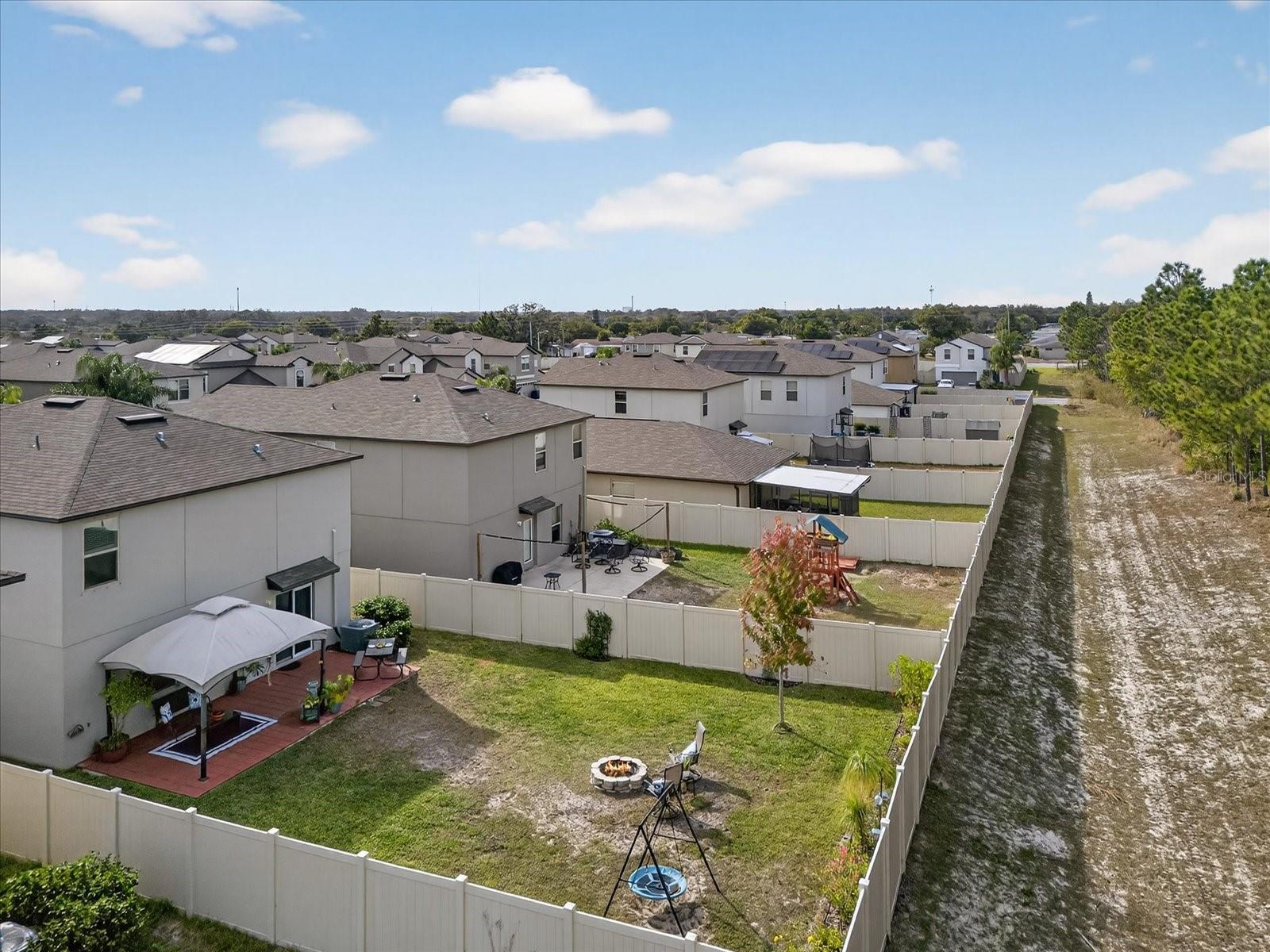 Image 29 of 59 For 6115 Apple Snail Avenue