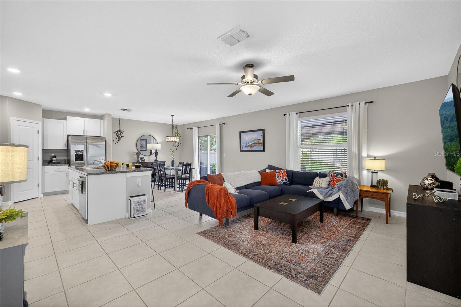 Image 3 of 59 For 6115 Apple Snail Avenue