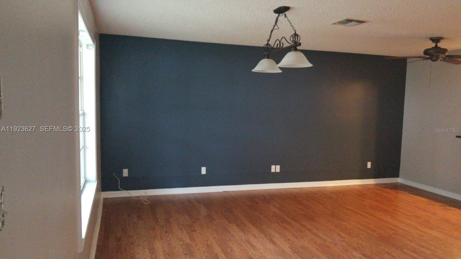 Image 11 of 15 For 12368 Shady Spring Way 108