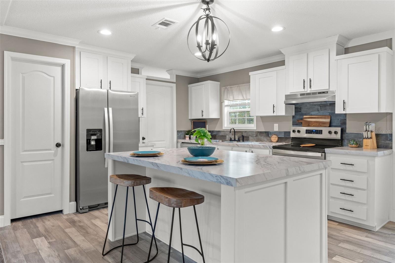 Image 15 of 49 For 14235 Hurricane Drive