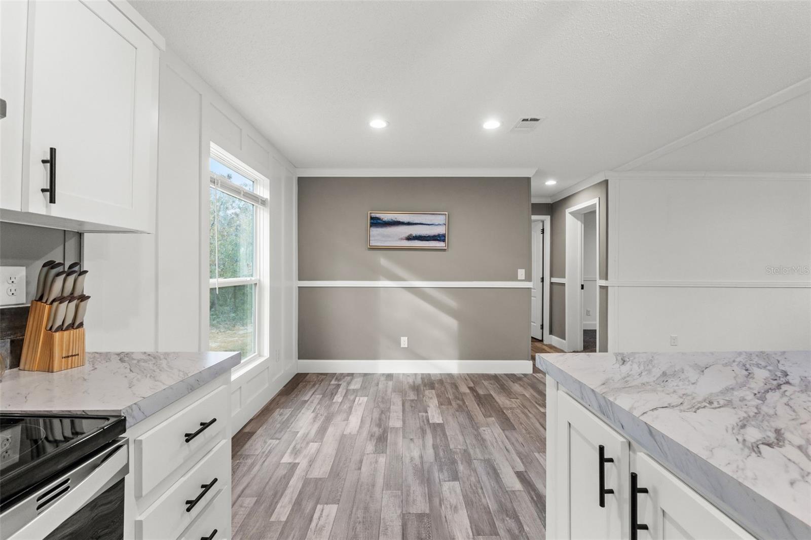 Image 24 of 49 For 14235 Hurricane Drive