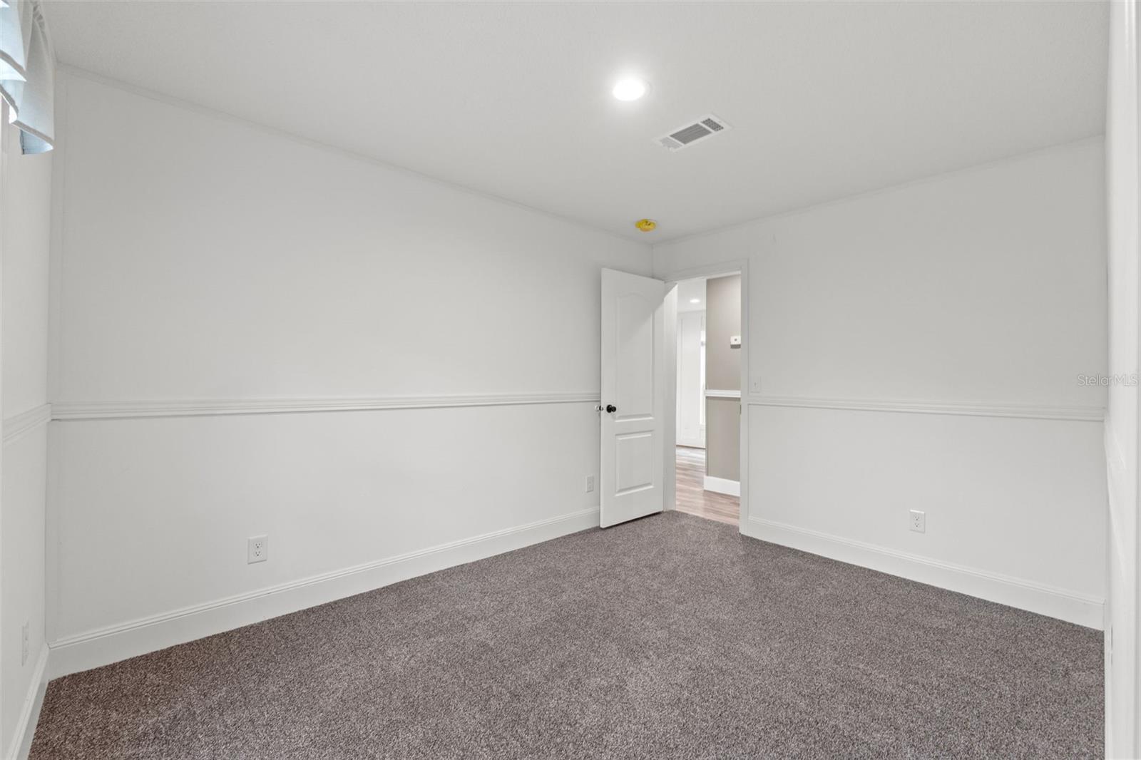 Image 37 of 49 For 14235 Hurricane Drive