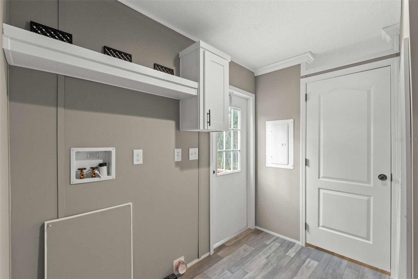 Image 41 of 49 For 14235 Hurricane Drive