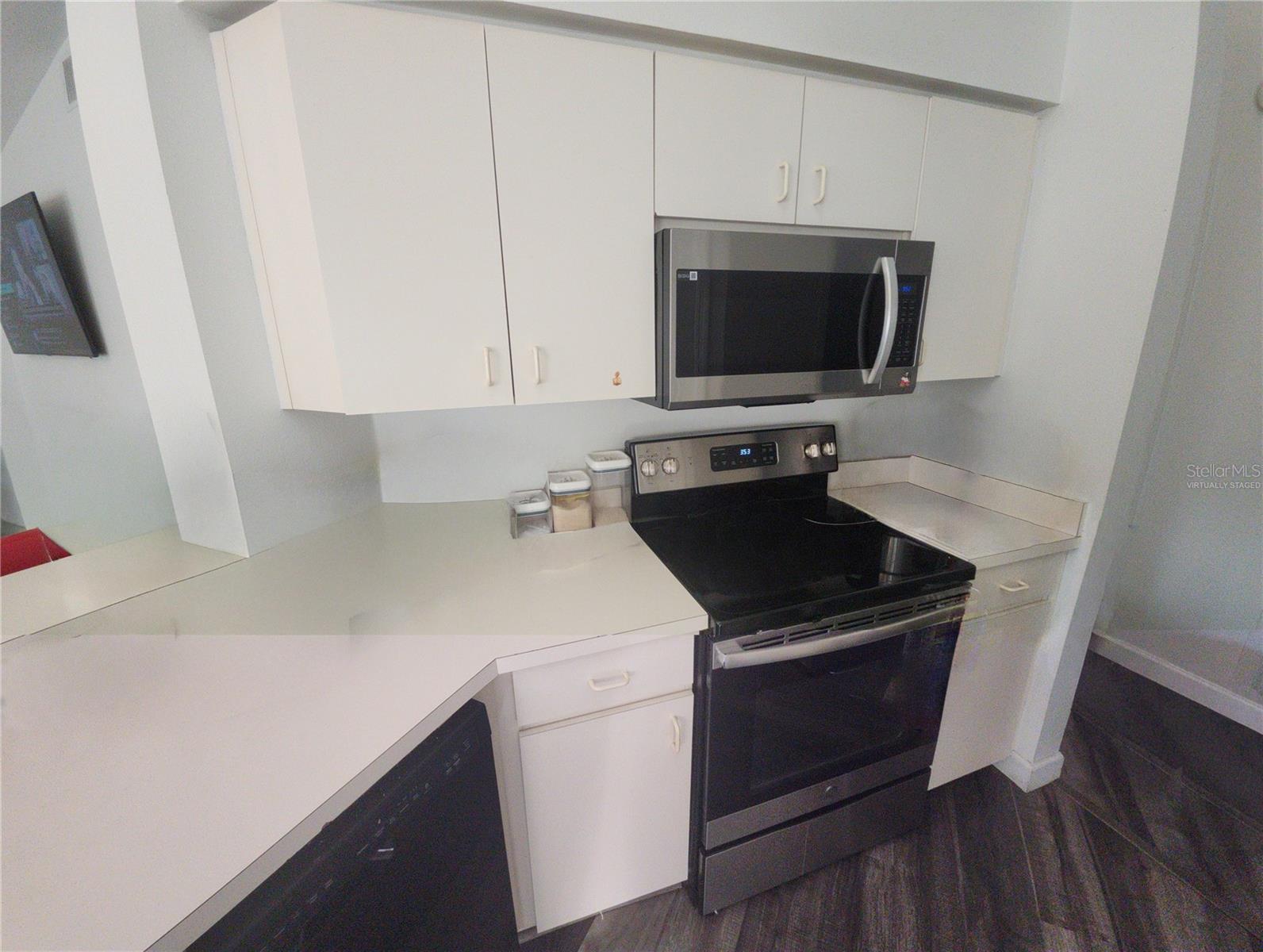 Image 10 of 19 For 11307 Jim Court