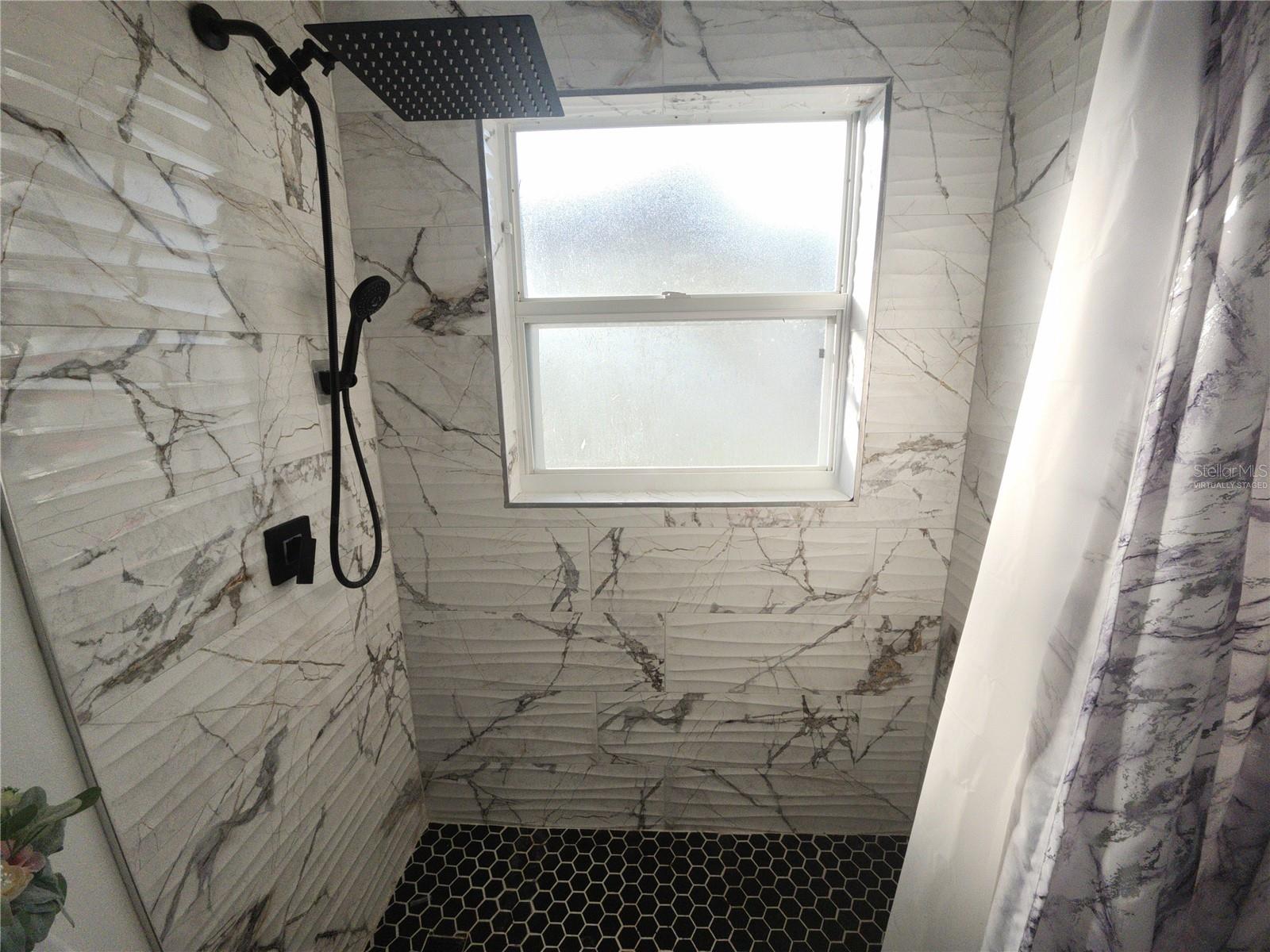 Image 14 of 19 For 11307 Jim Court