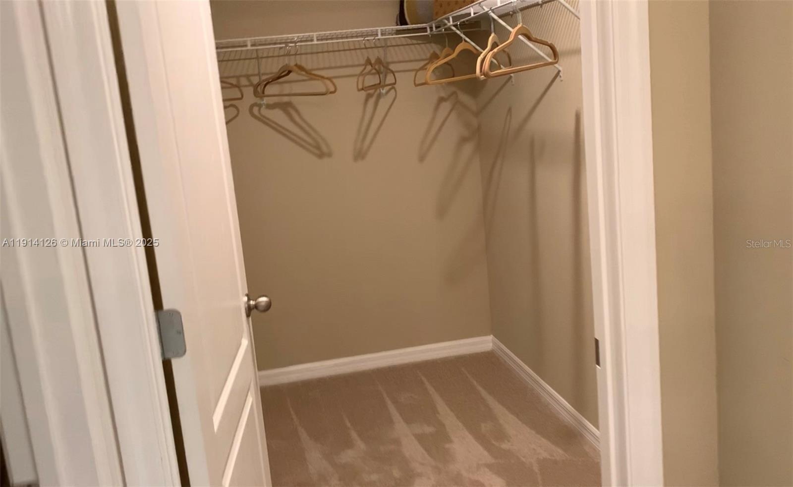 Image 7 of 15 For 368 Tanglewood Drive