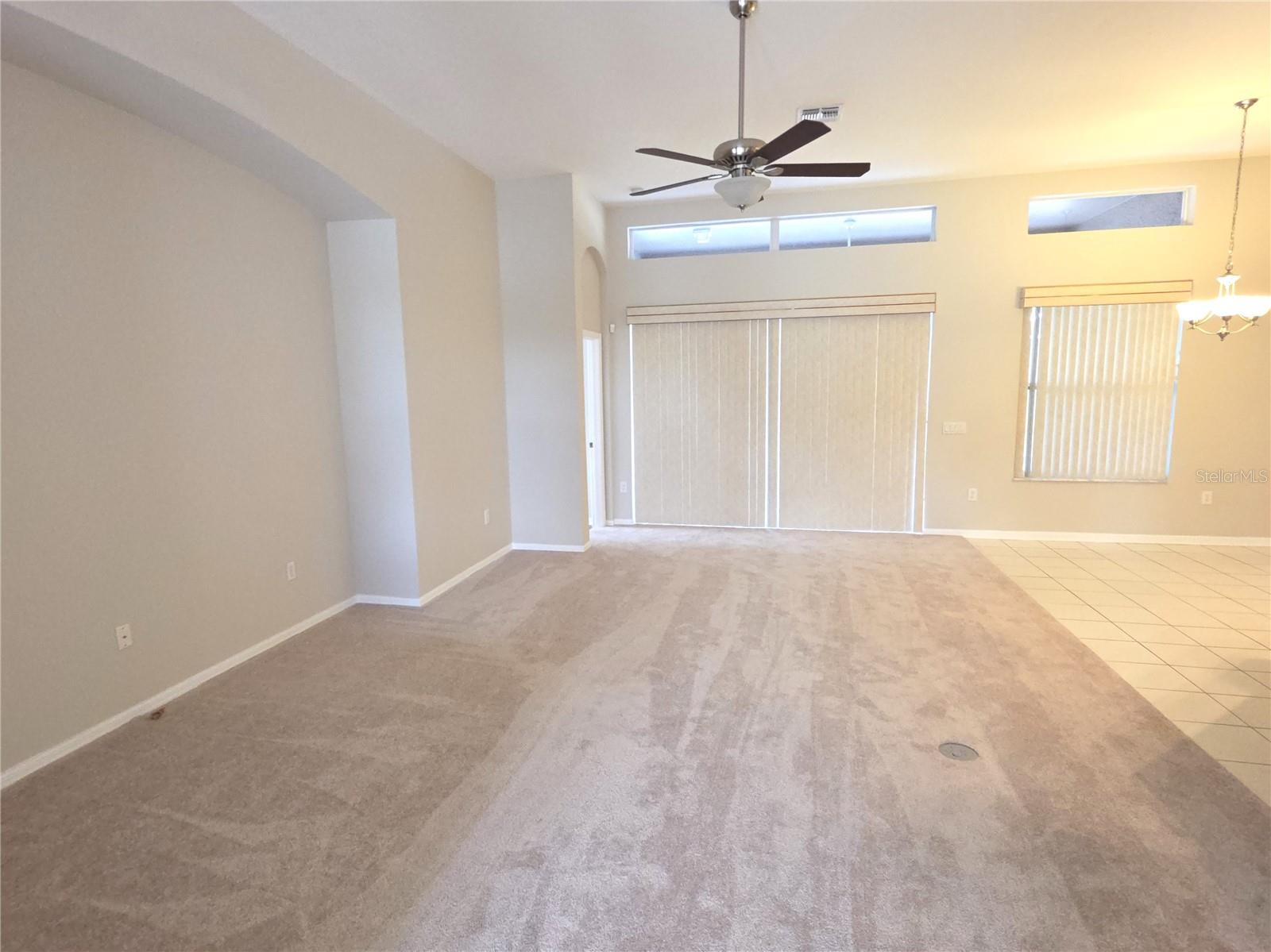 Image 10 of 31 For 617 Glastonbury Court