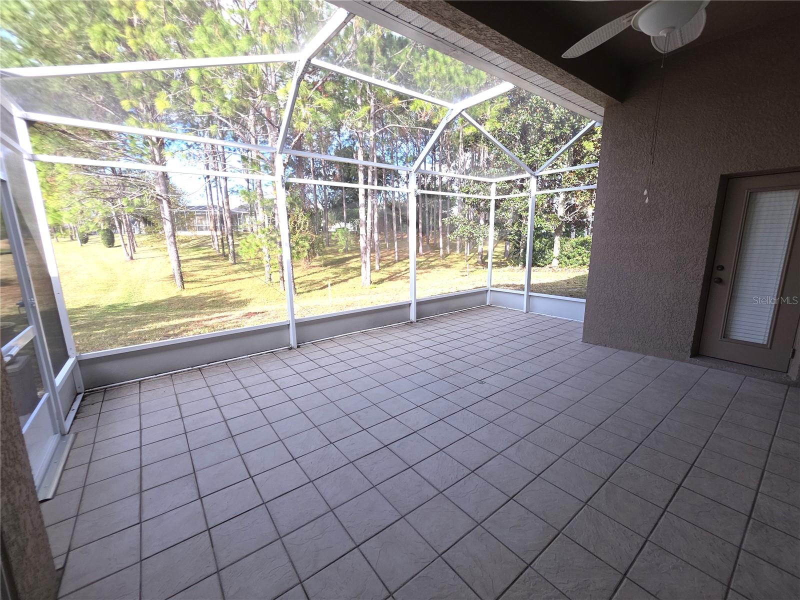 Image 26 of 31 For 617 Glastonbury Court