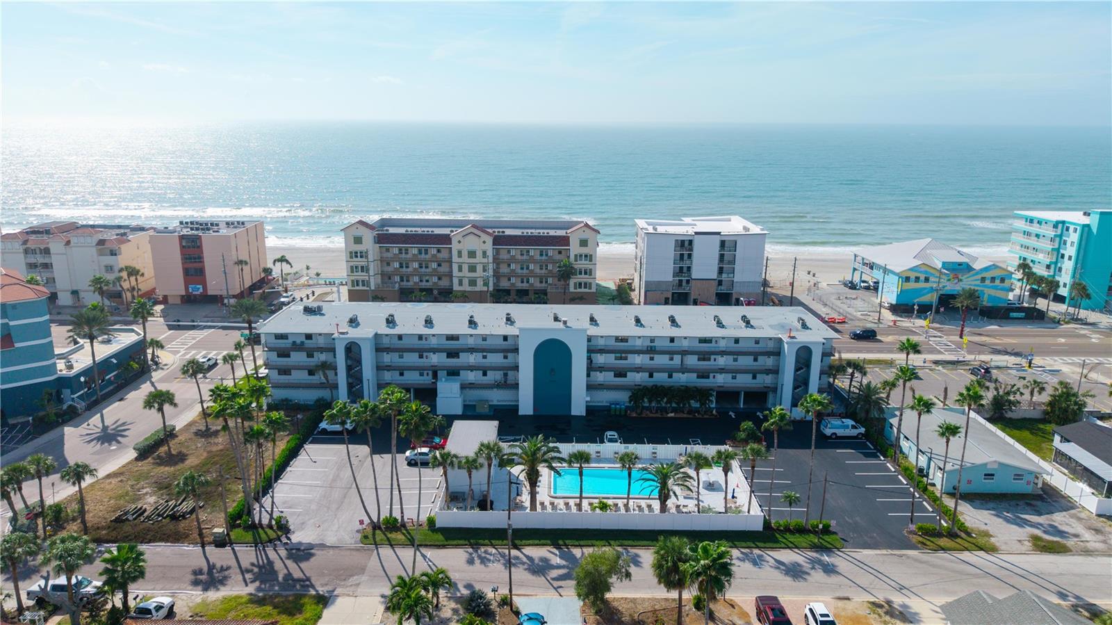 Image 29 of 36 For 14001 Gulf Boulevard 201