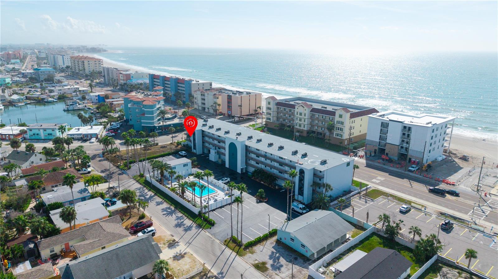 Image 31 of 36 For 14001 Gulf Boulevard 201