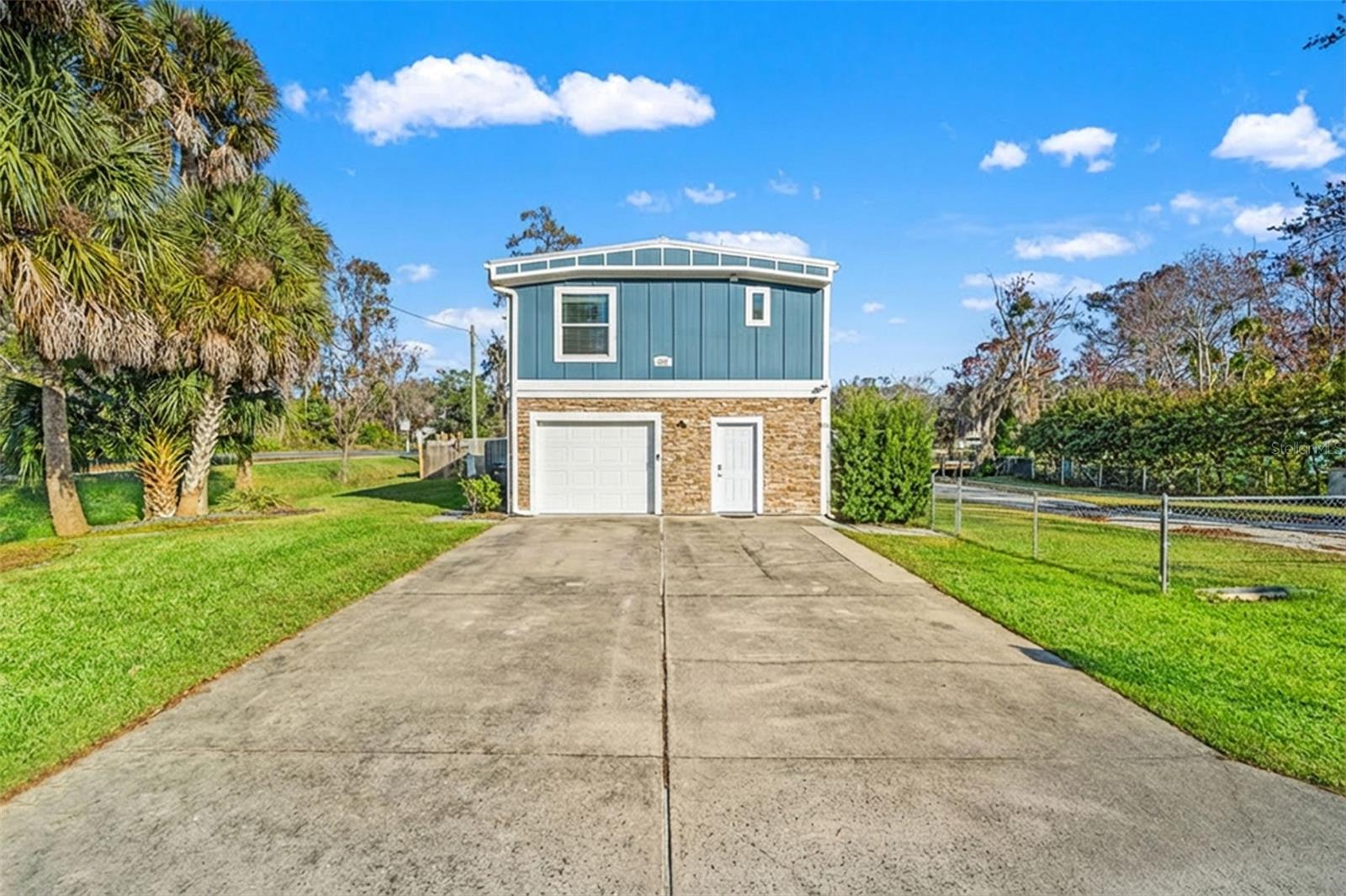 Image 2 of 82 For 7288 Coventry Court