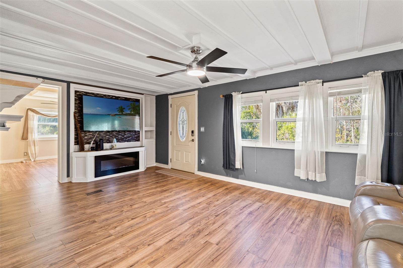 Image 27 of 82 For 7288 Coventry Court