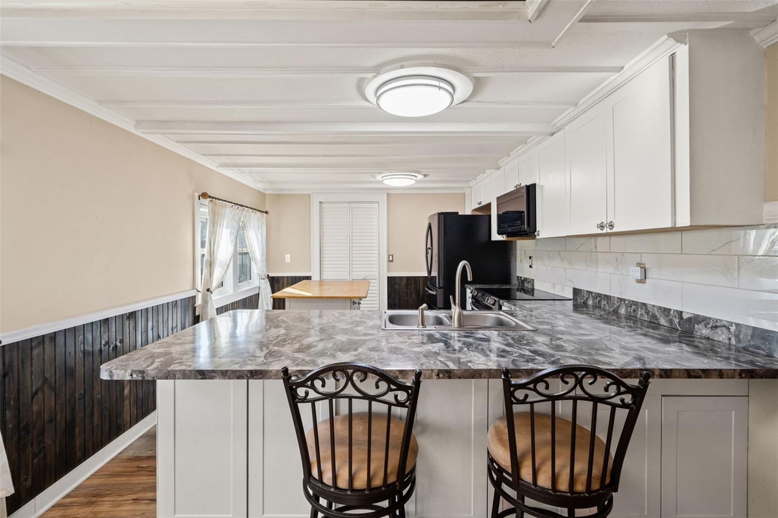 Image 33 of 82 For 7288 Coventry Court