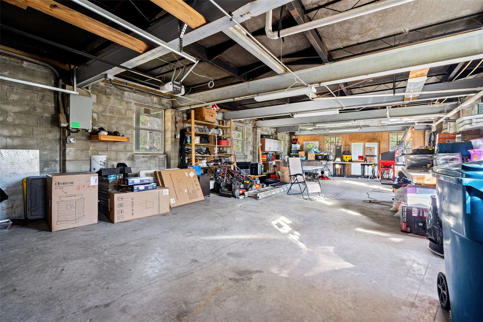 Image 43 of 82 For 7288 Coventry Court