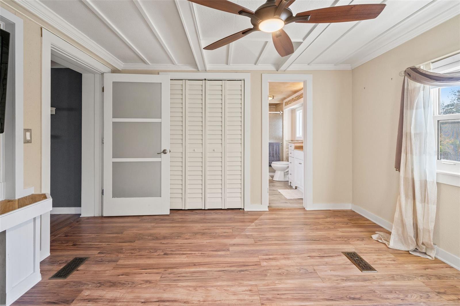 Image 7 of 82 For 7288 Coventry Court