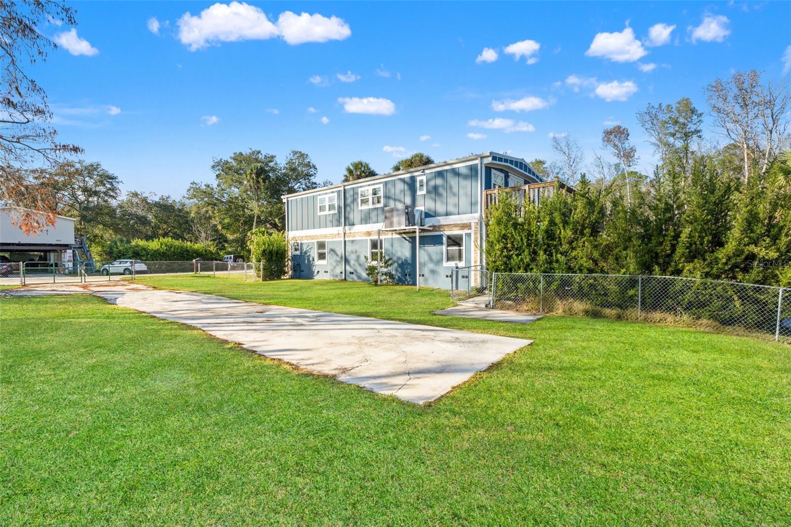 Image 70 of 82 For 7288 Coventry Court