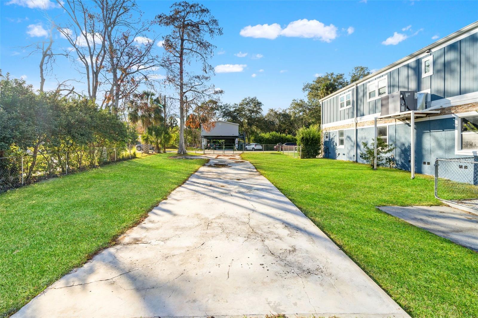 Image 71 of 82 For 7288 Coventry Court