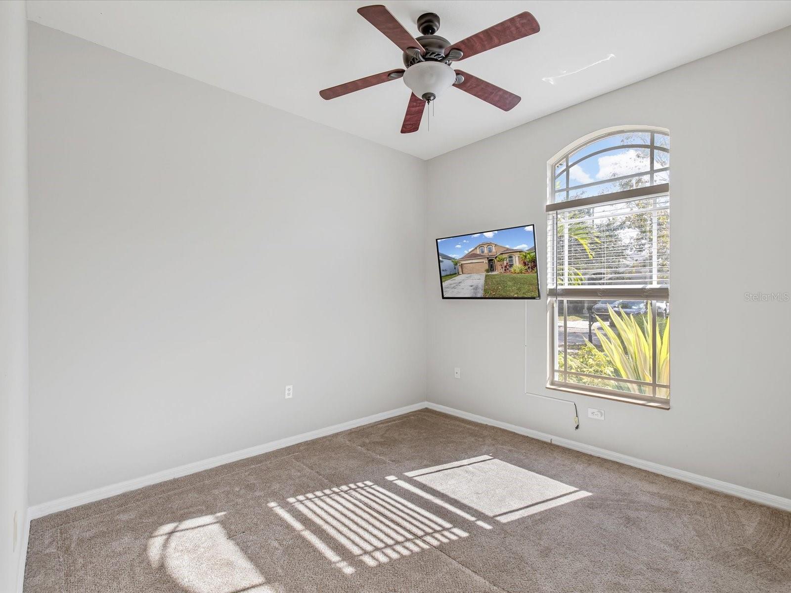 Image 8 of 72 For 34447 Windknob Court