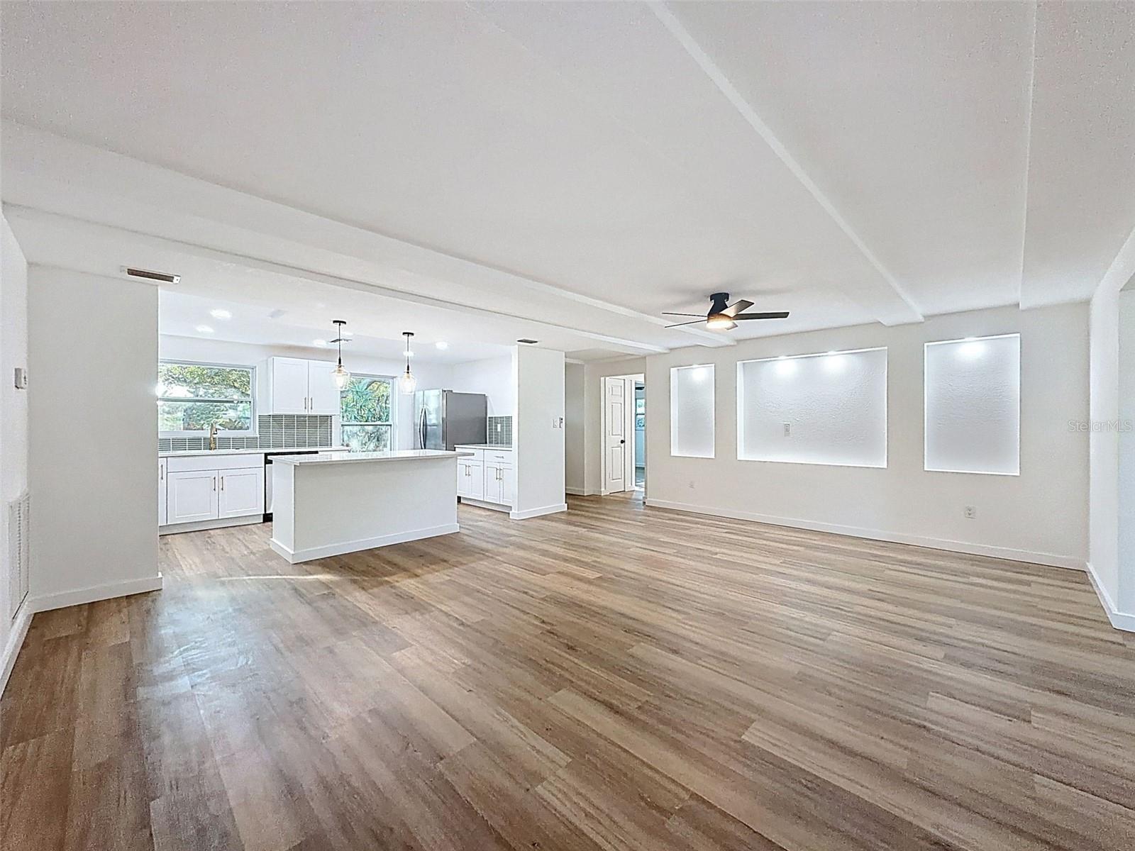 Image 10 of 32 For 1406 Lake Avenue