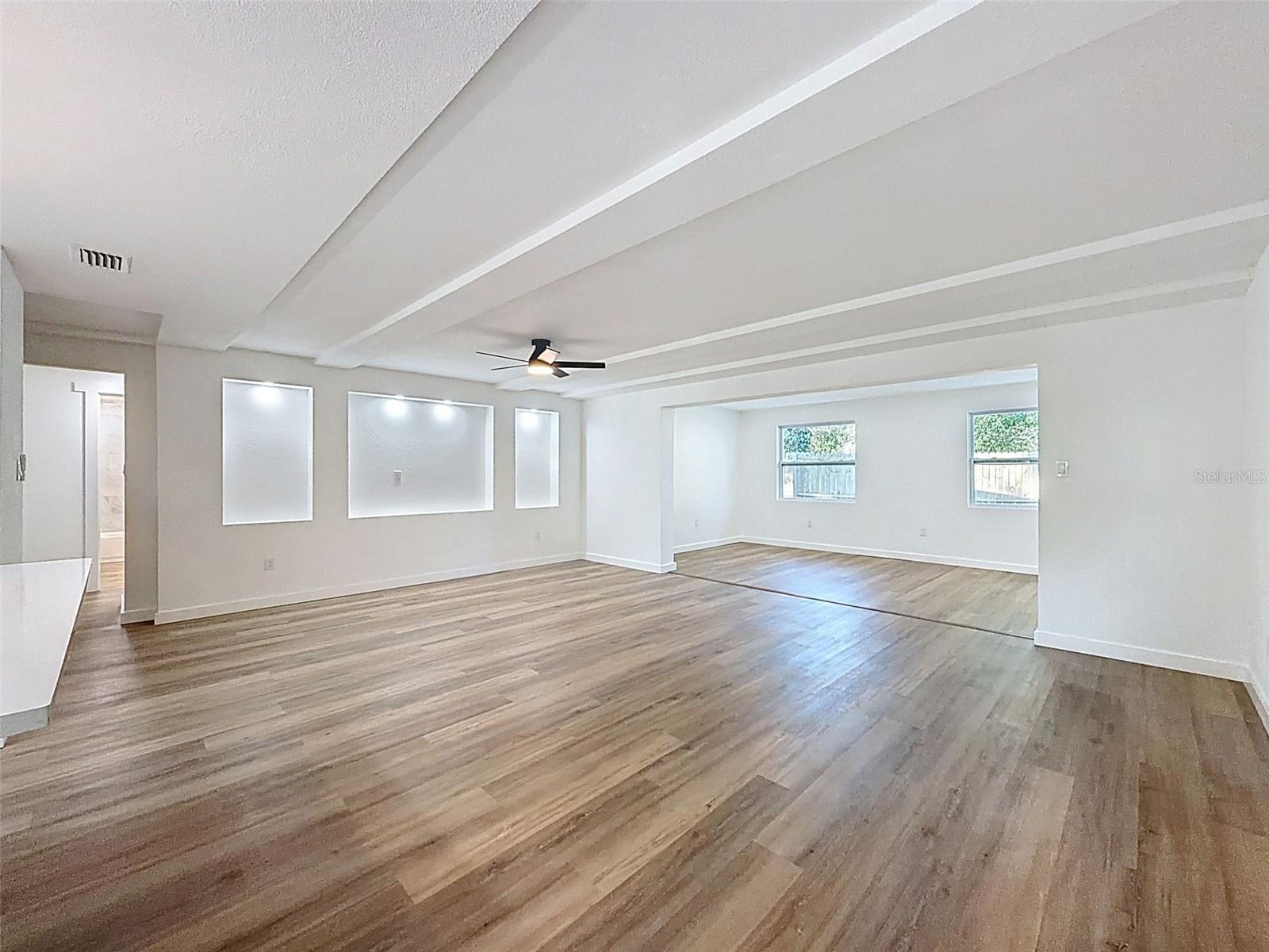 Image 11 of 32 For 1406 Lake Avenue