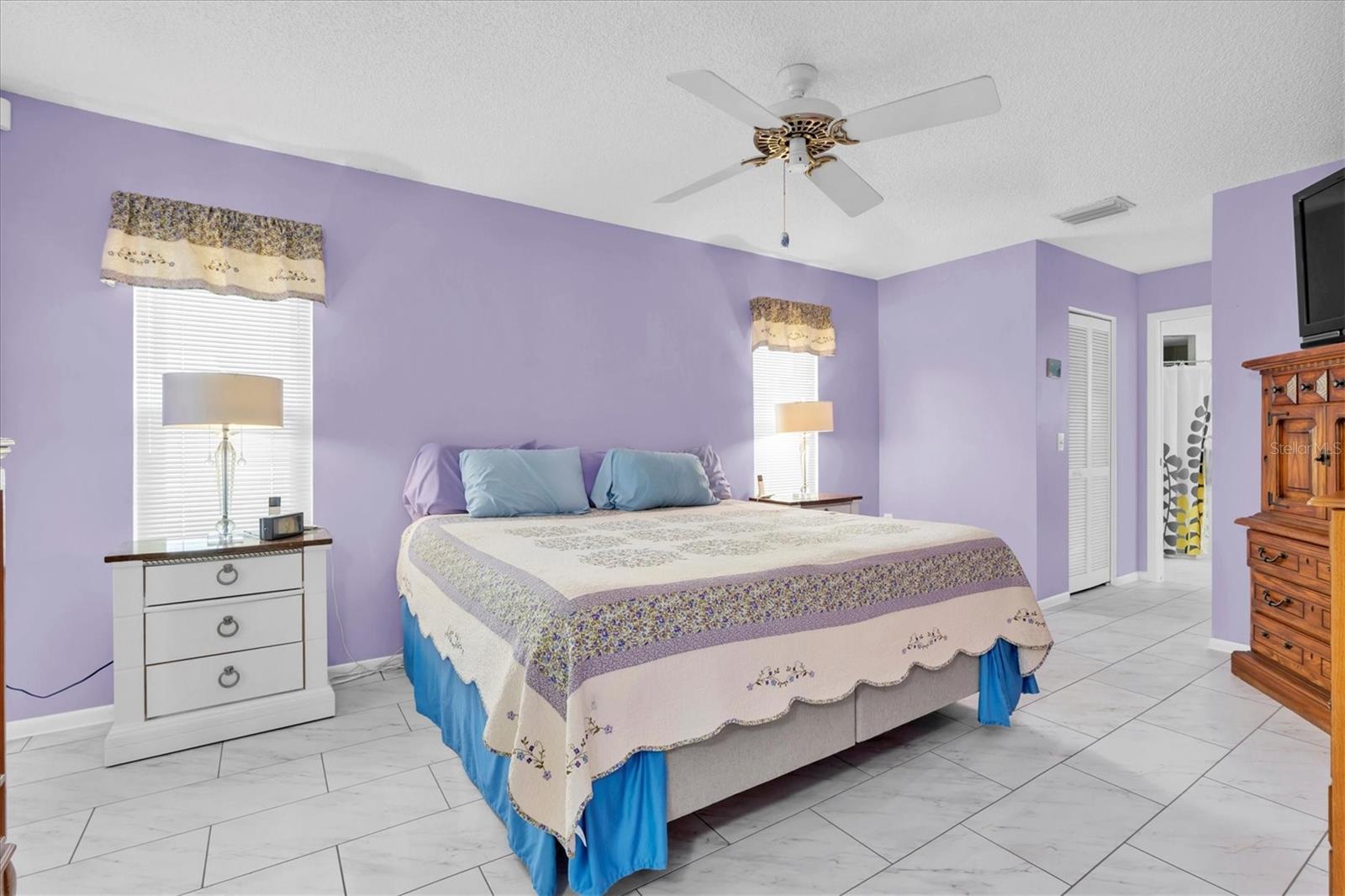 Image 22 of 64 For 7099 Pond View Court