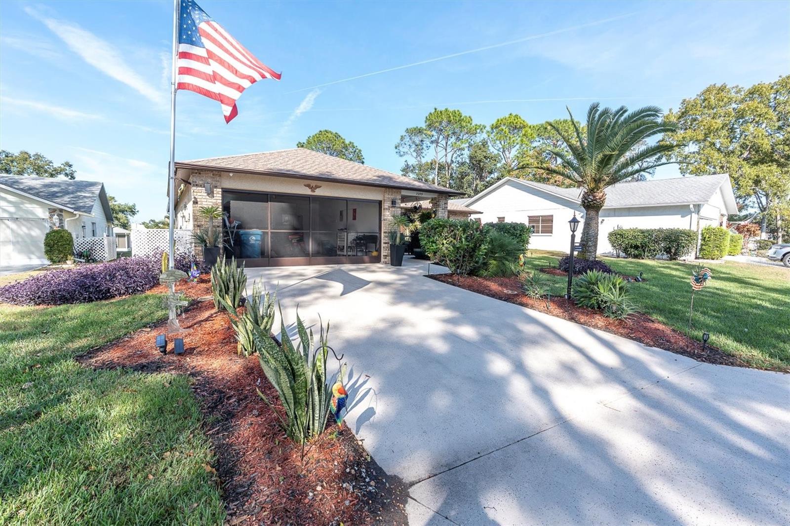 Image 37 of 64 For 7099 Pond View Court