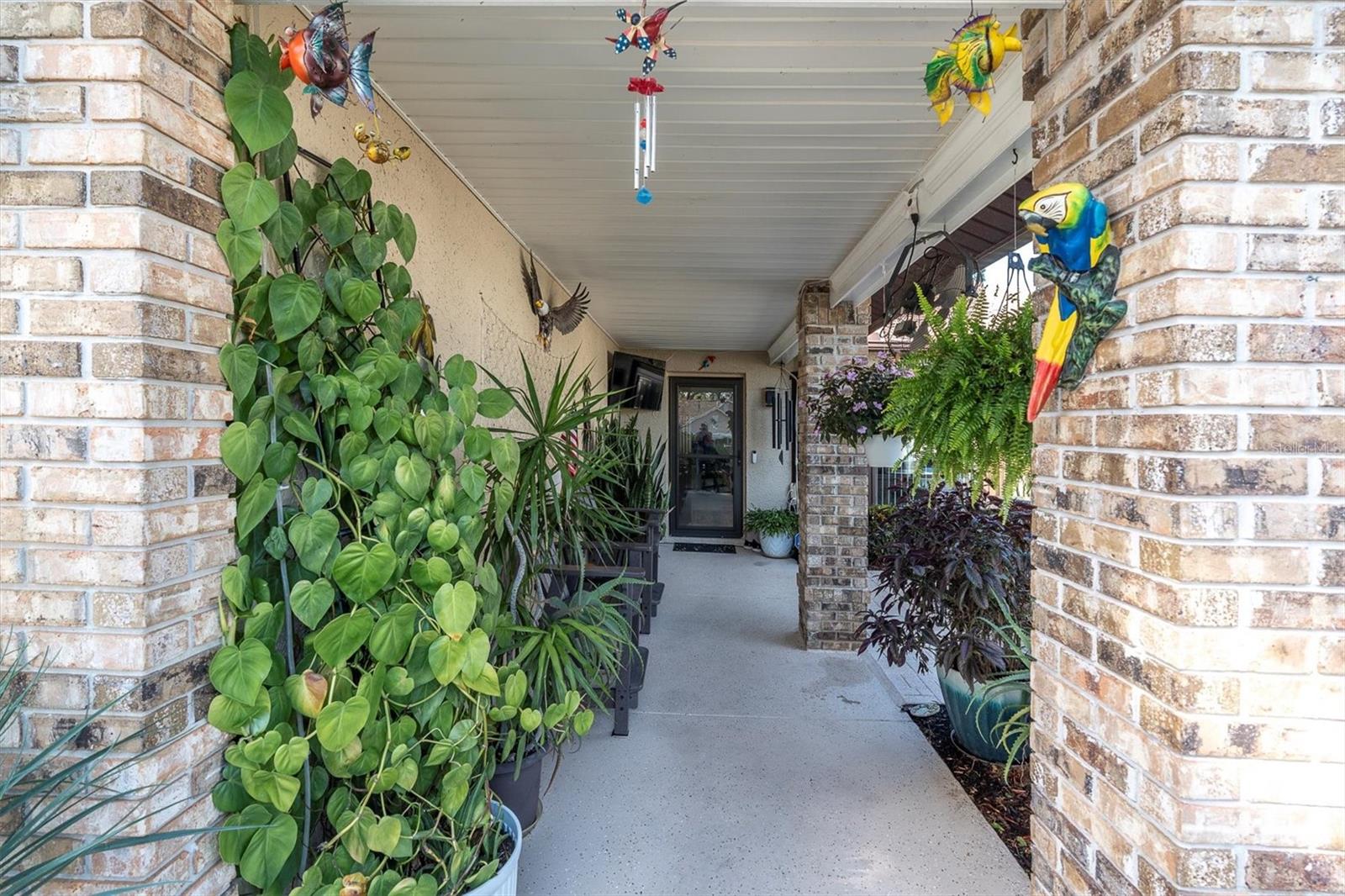 Image 5 of 64 For 7099 Pond View Court