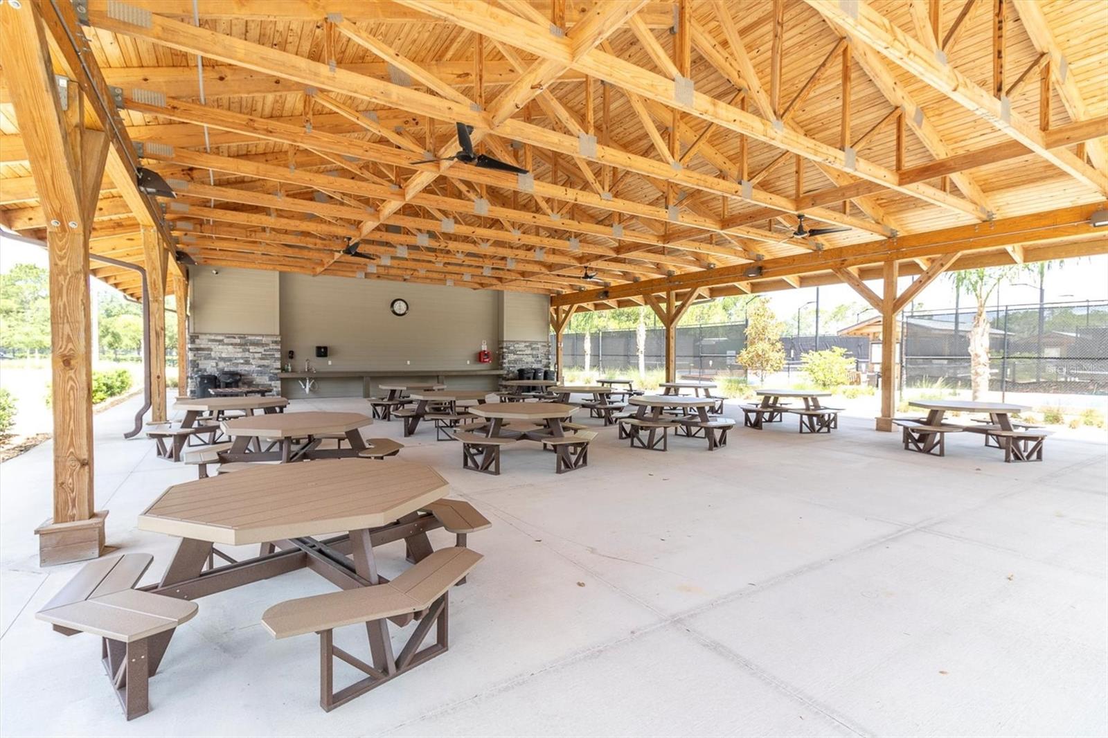 Image 51 of 64 For 7099 Pond View Court