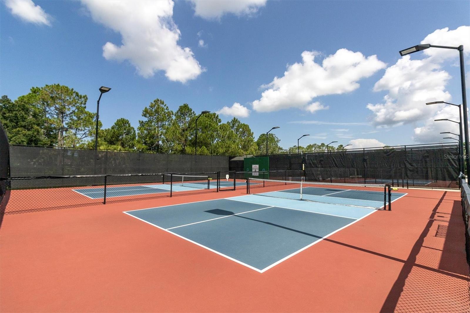 Image 52 of 64 For 7099 Pond View Court