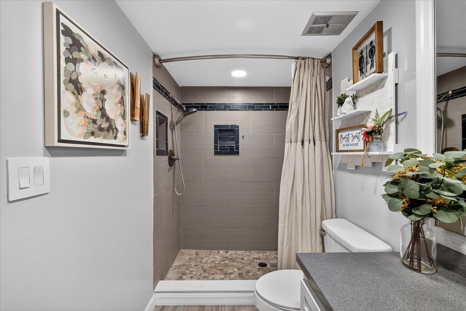 Image 15 of 31 For 3230 Teeside Drive