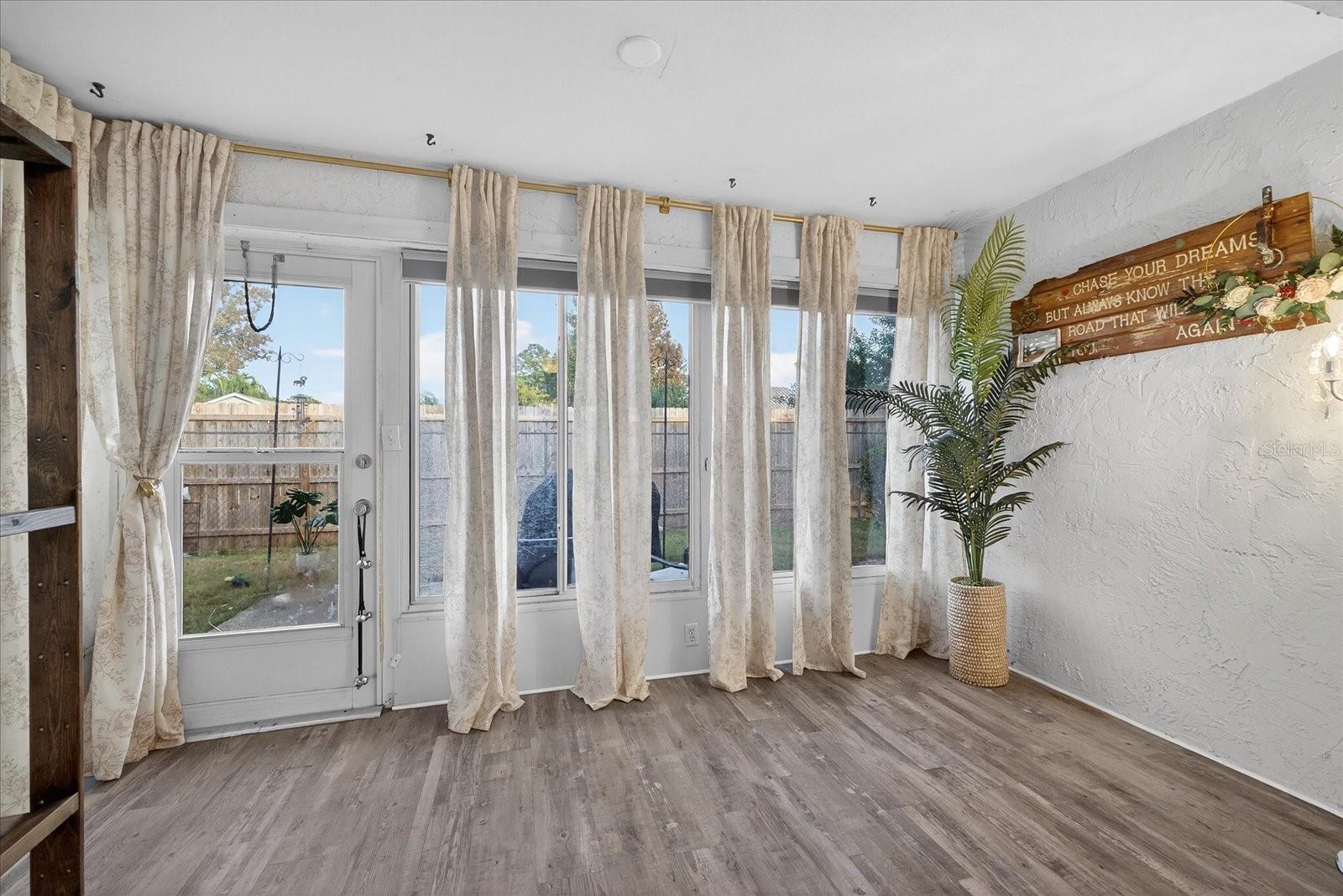 Image 20 of 31 For 3230 Teeside Drive