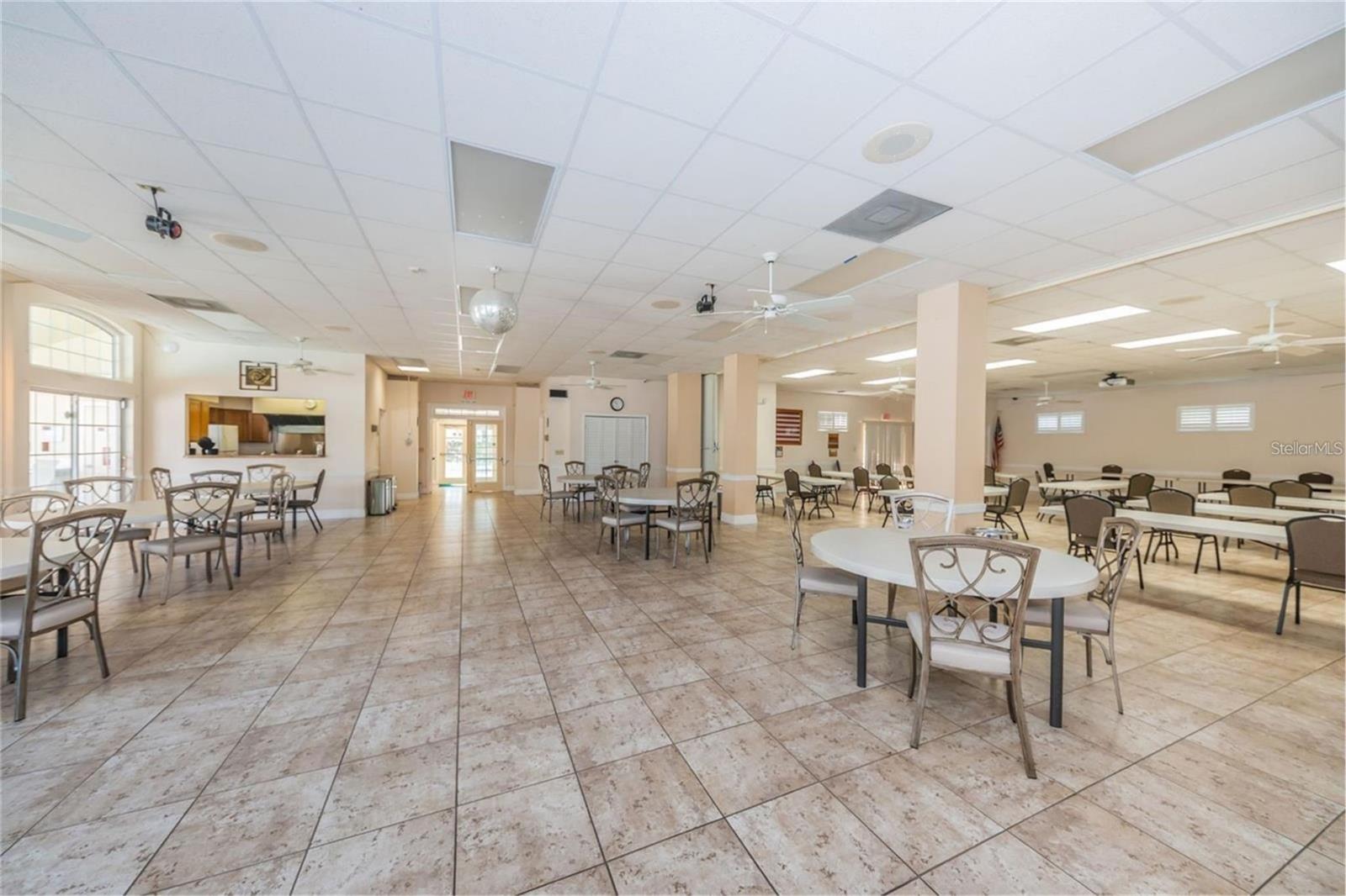 Image 38 of 39 For 7828 Hardwick Drive 924