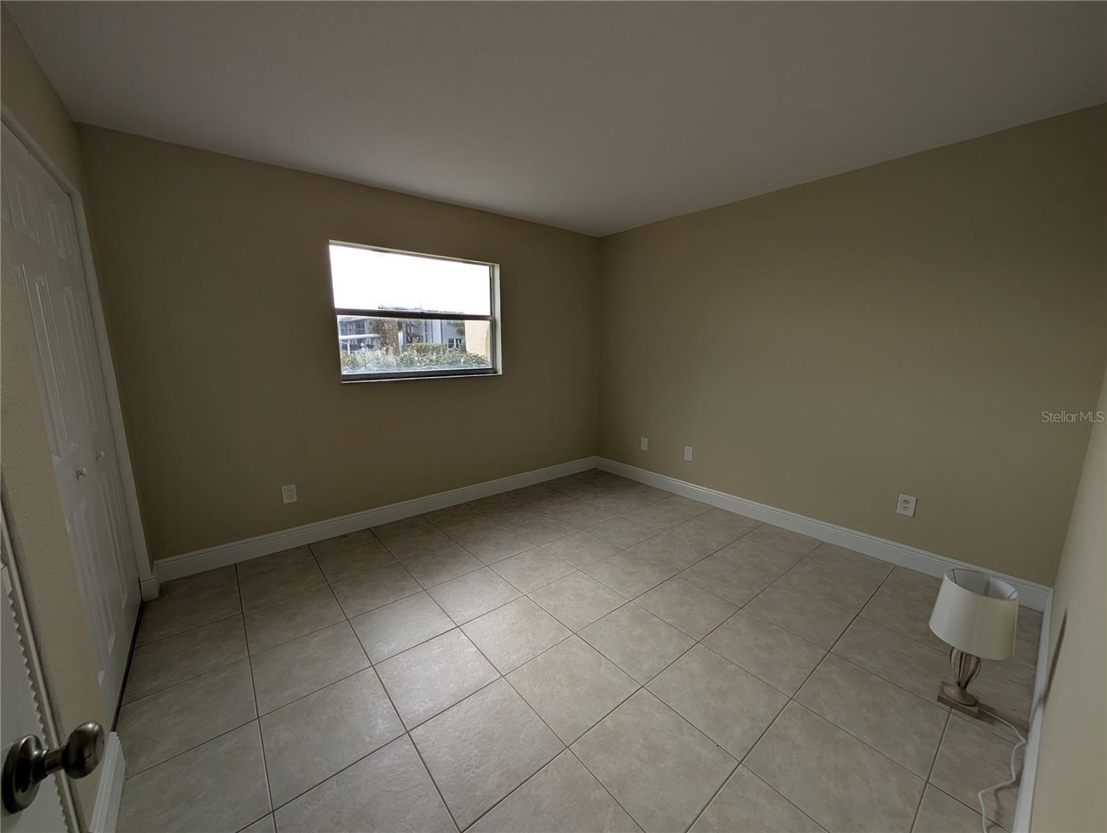 Image 10 of 29 For 4937 Marine Parkway 107