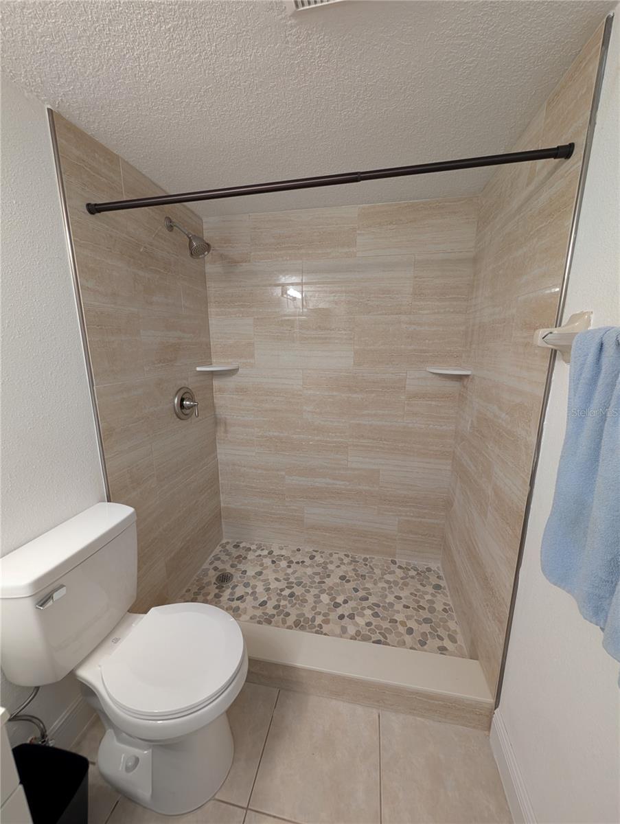 Image 13 of 29 For 4937 Marine Parkway 107