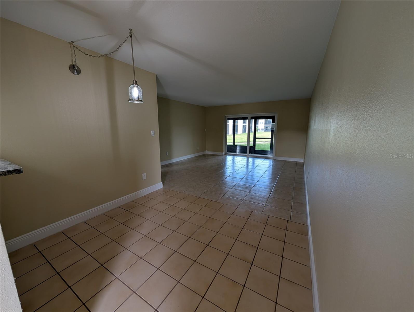 Image 4 of 29 For 4937 Marine Parkway 107