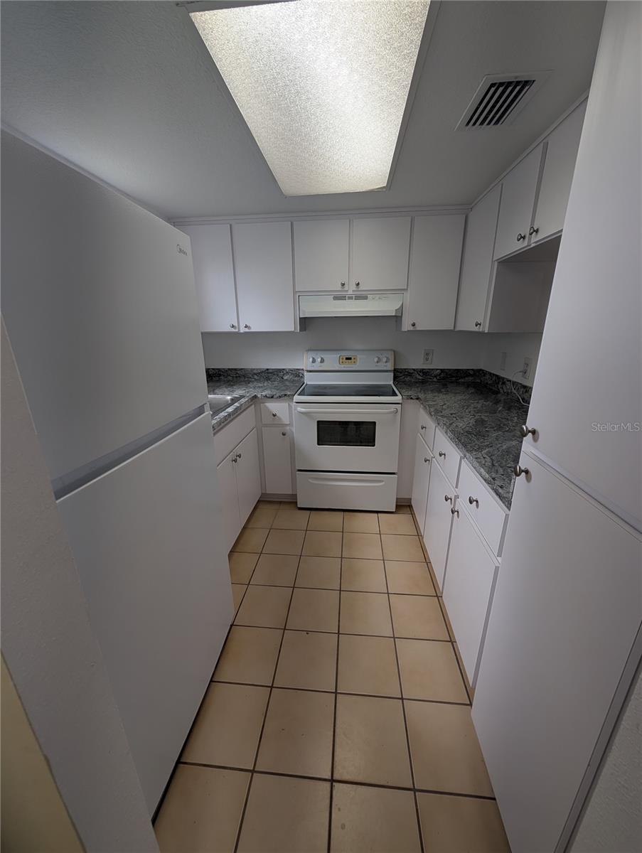 Image 7 of 29 For 4937 Marine Parkway 107