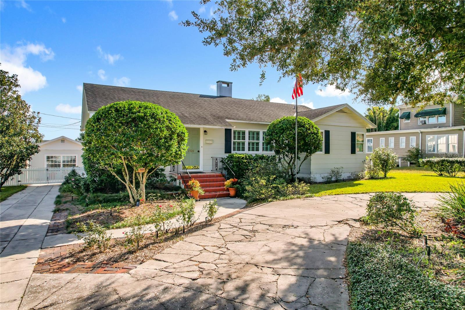 Image 2 of 40 For 2320 Fairmount Avenue